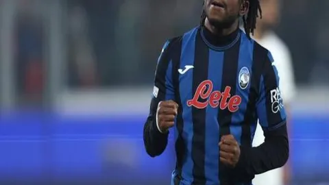 利物浦官方确认：范迪克合约延长至2025年