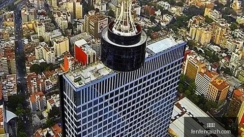 玉昆赛场侯永永连过两将，国脚新星闪耀，预示未来足球英豪辈出